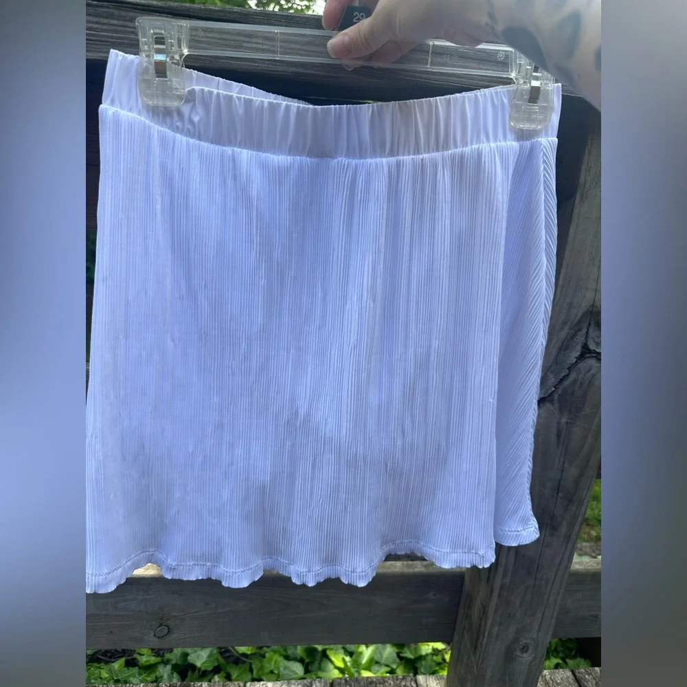 NWOT Alo Yoga Micro Plisse Tennis Skirt